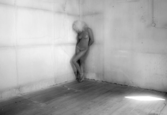 Nude and Space. © Jorge Pedra